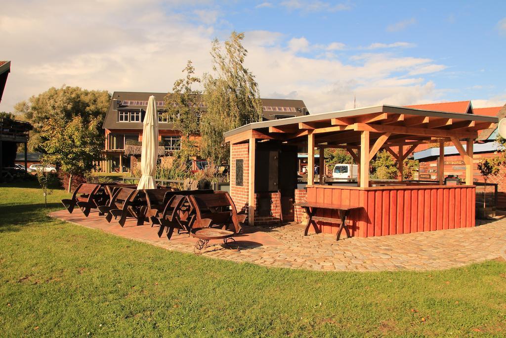 An der Metow - Ferienpark Plau am See Exterior foto